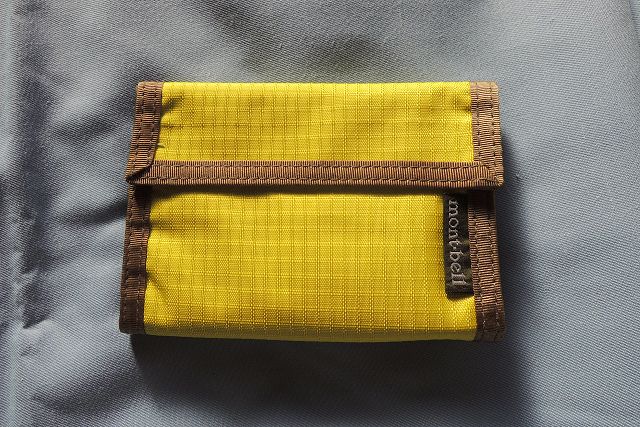 モンベル ワレット シトロンイエロー