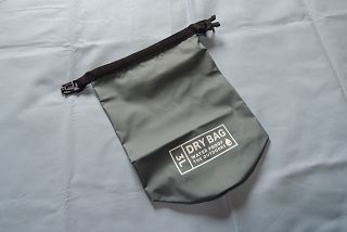 ダイソー レジャー用防水バッグ 3L