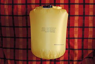 JR GEAR ウルトラ・ライト・ドライバッグ 30L JR GEAR ウルトラ・ライト・ドライバッグ 30L