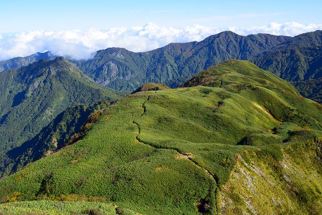 雨飾山 乙女の横顔