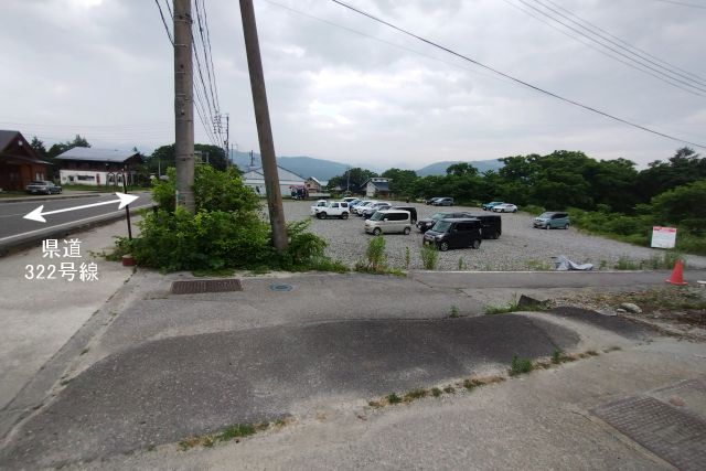 ローソン白馬八方店 東側駐車場（特設）