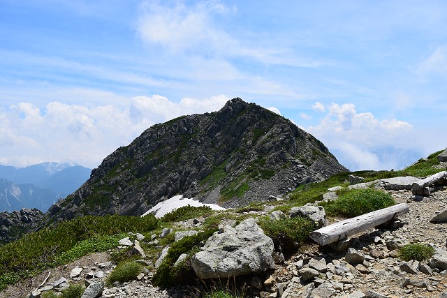 龍王岳