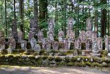 閻魔堂の石仏群