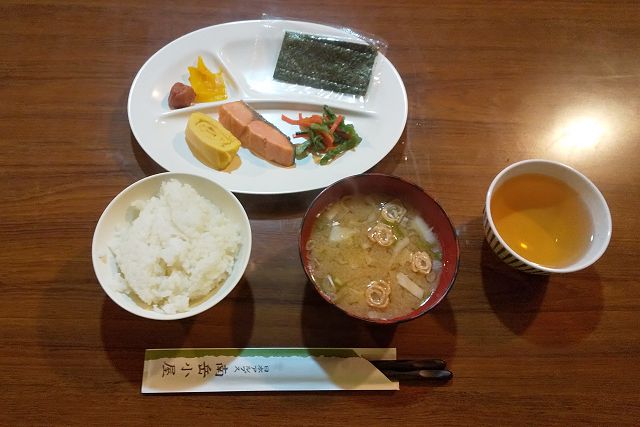 南岳小屋 朝ご飯